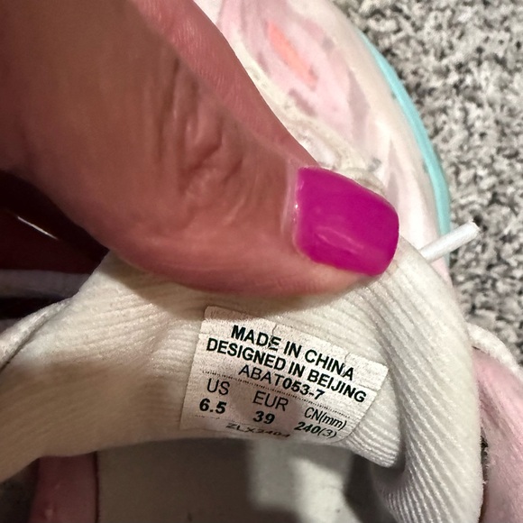 Women's Athletic Shoes in Pink and Blue - Picture 5 of 7